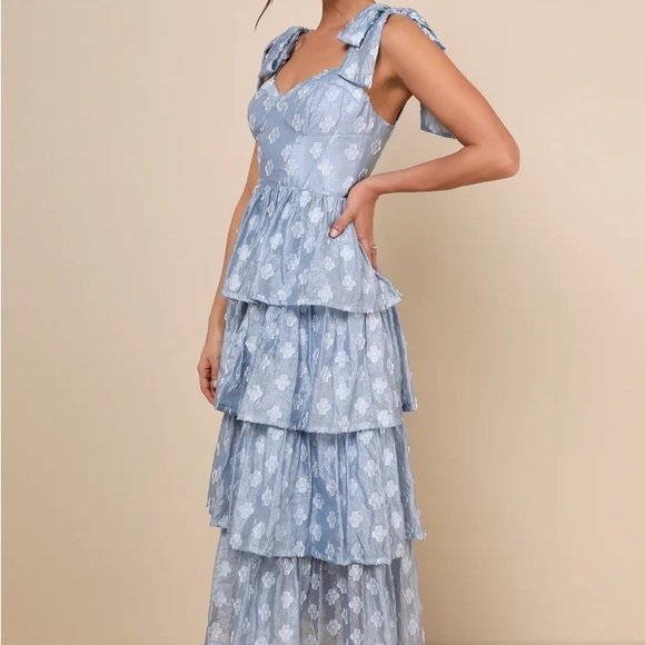 Lulus Gorgeous Excellence Light Blue Floral Burnout Tiered Midi Dress - XS. New - Picture 4 of 4